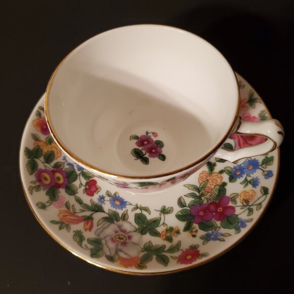 Vintage Crown Staffordshire England Bone China Teacup And Saucer - Picture 2 of 15